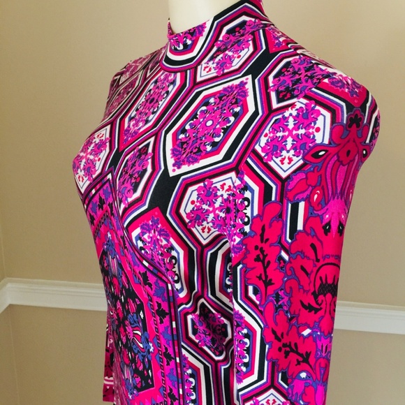  LIKE NEW Colorful Stretchy Scuba Dress - Picture 3 of 4